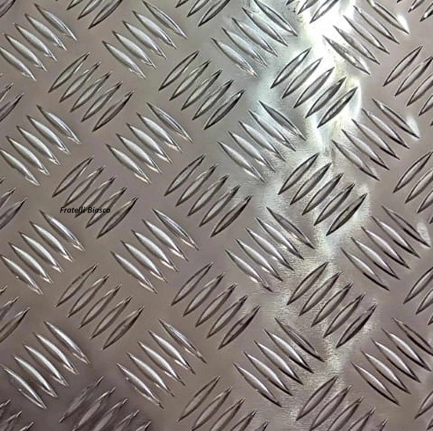 Lamiera Mandorlata in Alluminio - Diverse Dimensioni e Spessori