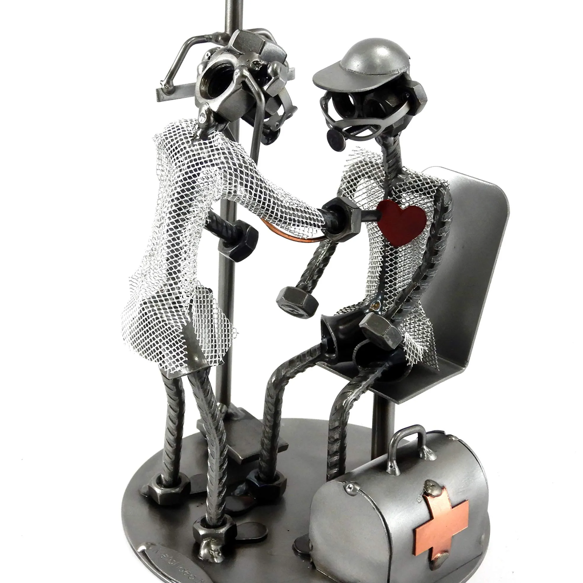 Dottore Cardiologo con Paziente in Metallo - Scultura Artigianale Italiana