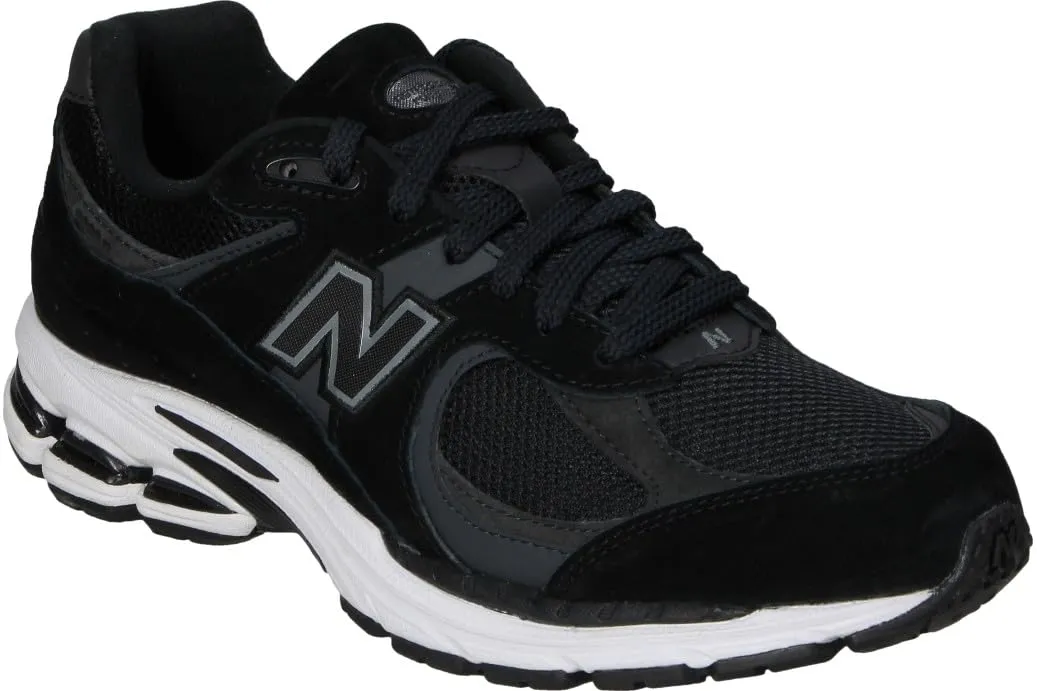 New Balance 2002R Black: L'Icona di Stile e Comfort