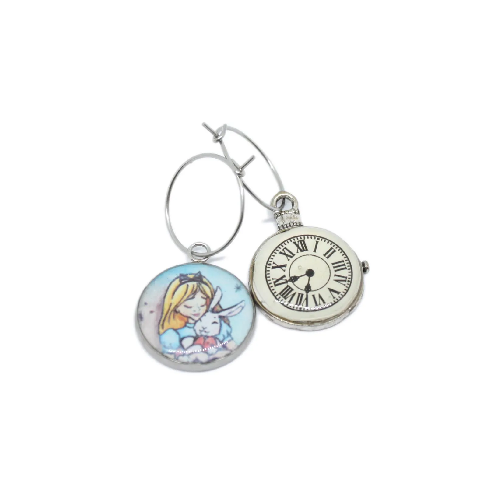 Orecchini a cerchio Alice nel Paese delle Meraviglie con Bianconiglio e orologio