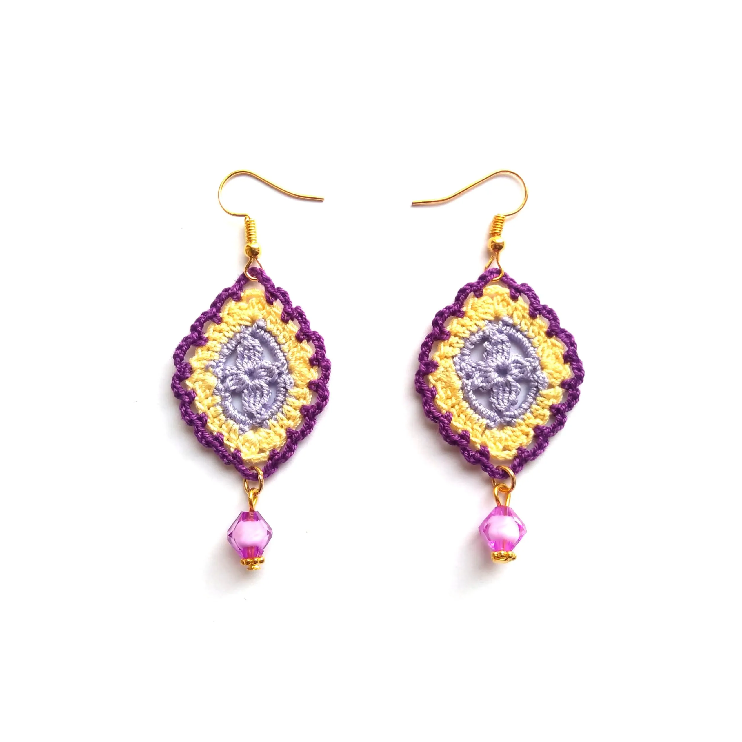 Orecchini Rombo con Perline di Vetro - Gioielli Etnici Colorati Lilla, Viola e Giallo