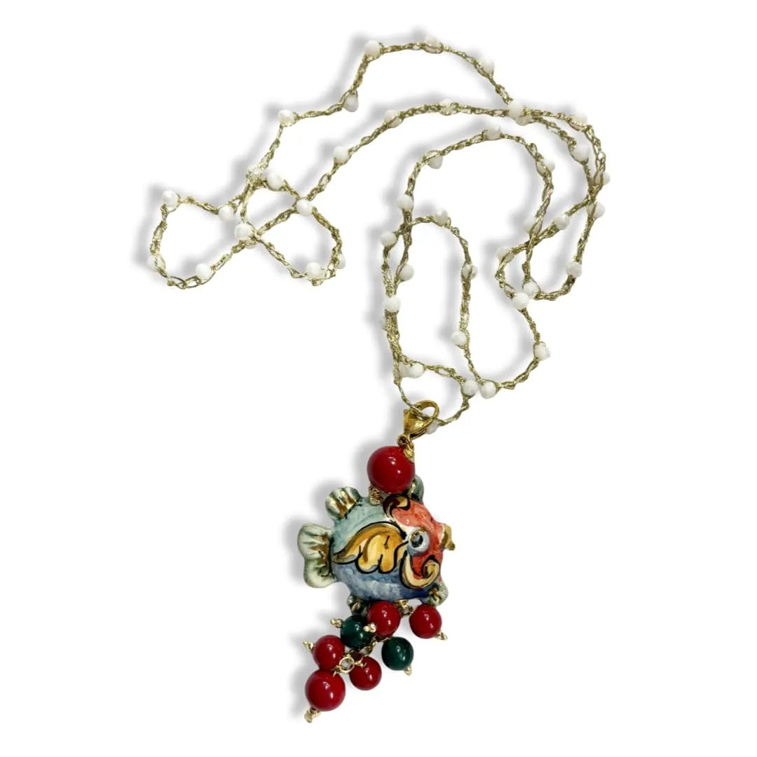 Collana Artigianale all'Uncinetto con Perline e Ciondolo Estivo in Ceramica