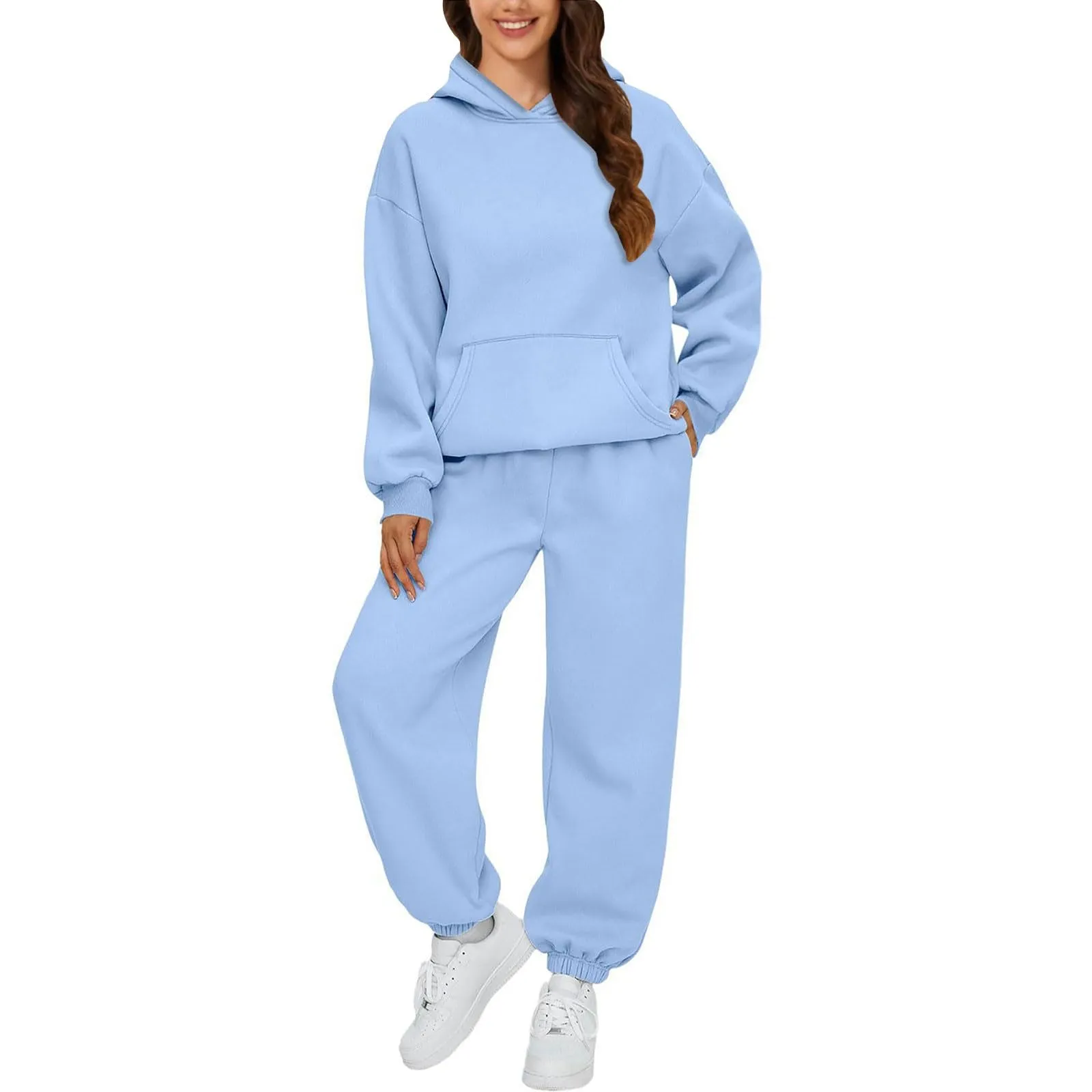 Tuta da Donna Invernale: Calore, Comfort e Stile per Ogni Occasione