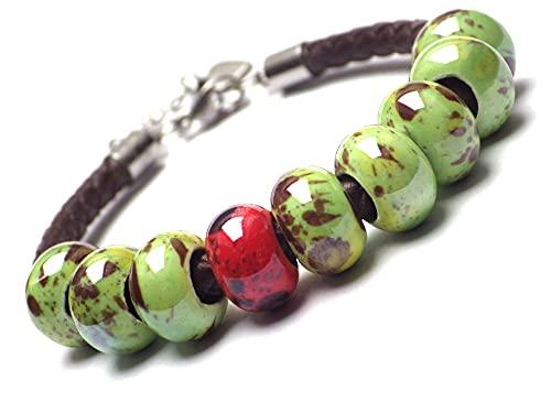 Bracciale Charms da donna in pelle e acciaio con perline di porcellana verdi e rosse perla
