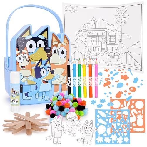 Toyland® Set di attività con secchiello per pasta Bluey da 17 pezzi: 4 pezzi di pasta, 3 taglierini, 1 rullo, 4 timbri, 3 schermi di gioco cancellabili e 1 secchiello - Giocattoli per arti e mestieri