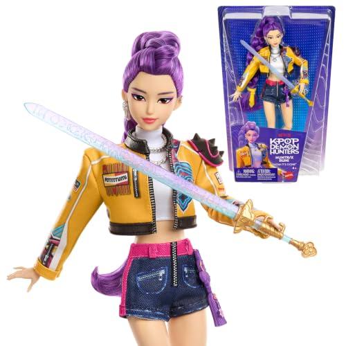 Mattel KPop Demon Hunters - Rumi di HUNTR/X, bambola con la sua iconica treccia viola e outfit per la canzone 
