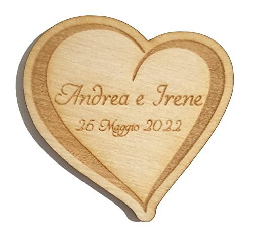 Calamita Personalizzata in Legno a Forma di Cuore Stilizzato - Segnaposto Matrimonio o Decorazione Sacchetti (Set da 5)