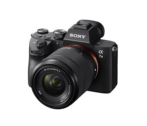 Sony Alpha 7 III Fotocamera full frame con obiettivo 28-70 mm – 24,2 MP, video 4K, autofocus veloce da 0,02 s, scatto continuo da 10 fps, stabilizzazione a 5 assi, ideale per foto e video