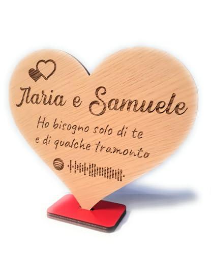 Targhetta a cuore con supporto in legno personalizzata codice spotify - idea regalo San Valentino - personalizzalo con i vostri nomi, la dedica che preferisci e la vostra canzone del cuore TARGA
