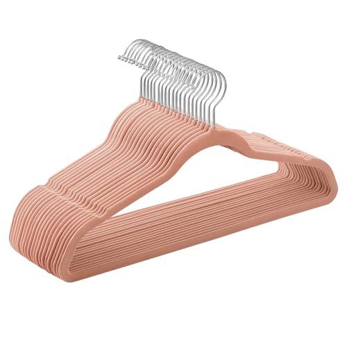 SONGMICS Grucce Appendiabiti in Velluto, 20 Pezzi, Salvaspazio e Antiscivolo, Gancio Girevole a 360°, Spesso 0,6 cm, Largo 41,5 cm, Cappotti Pantaloni, Rosa Chiaro e Argento CRF026R20