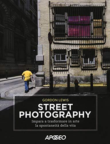 Street Photography: Trasforma la Spontaneità della Vita in Arte