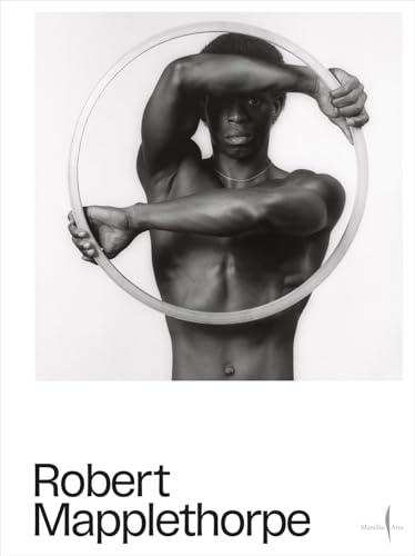 Robert Mapplethorpe: Un Dialogo tra Classico e Contemporaneo