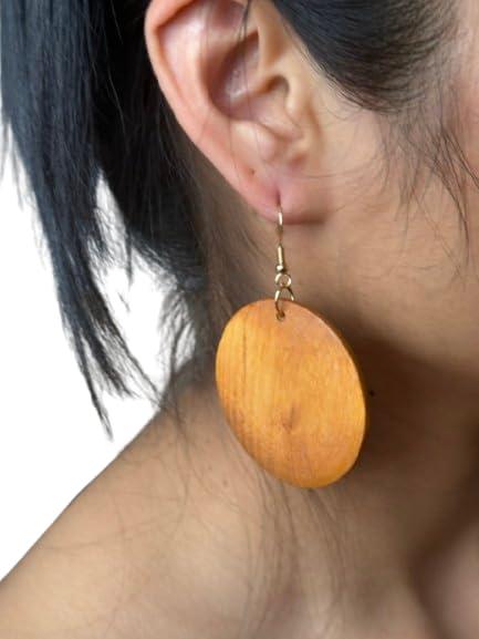 Grandi Orecchini Rotondi in Legno Marrone Chiaro