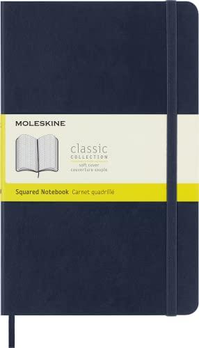 Moleskine Classic Notebook, Taccuino a Quadretti, Copertina Morbida e Chiusura ad Elastico, Formato Large 13 x 21 cm, Colore Blu Zaffiro, 192 Pagine